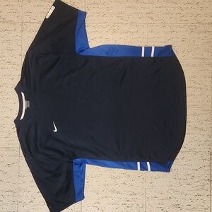 Nike Swoosh Embroidered Dri Fit Active Wear T Shirt Vintage Y2K